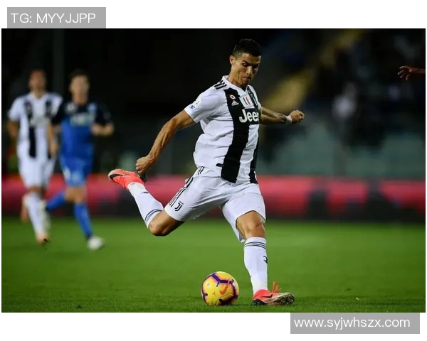 C罗足球明星延长职业生涯的秘诀与未来展望解析