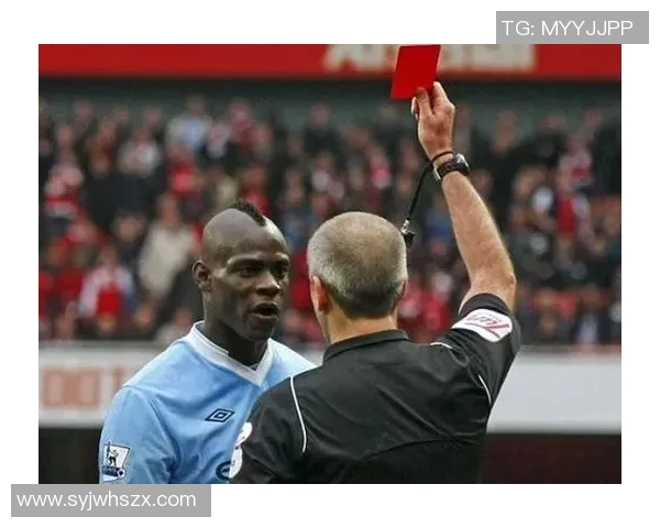 足球明星红牌数量揭秘:谁是场上最常被罚下的球员 足球明星红牌数量揭秘:谁是场上最常被罚下的球员